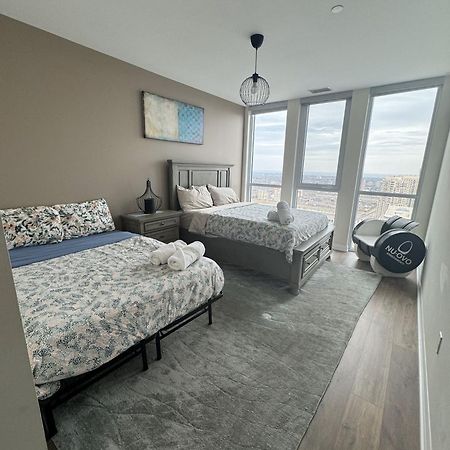 Amazing 3 Bed 4 Bath Penthouse With Roof Top Terrace Close To Airport Mississauga Exterior foto